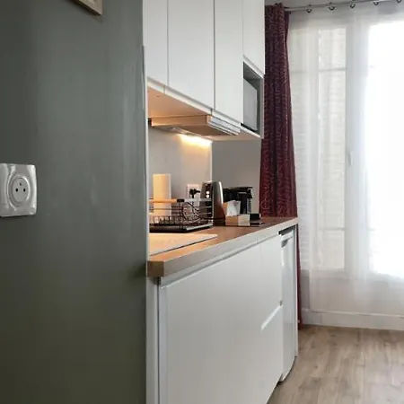 Au Pieds De Montmartre - Metro L2, L4, L12 Apartment