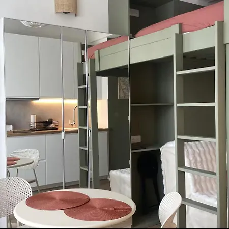 Au Pieds De Montmartre - Metro L2, L4, L12 Apartment Paris